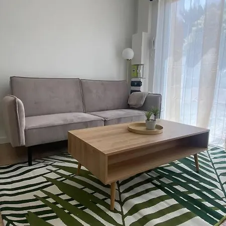 Laurier - T2 Avec Jardin Et Parking